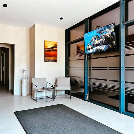 Center Pearl 2Br Wifi Easy-Check-In Apartman Klaipėda Kültér fotó